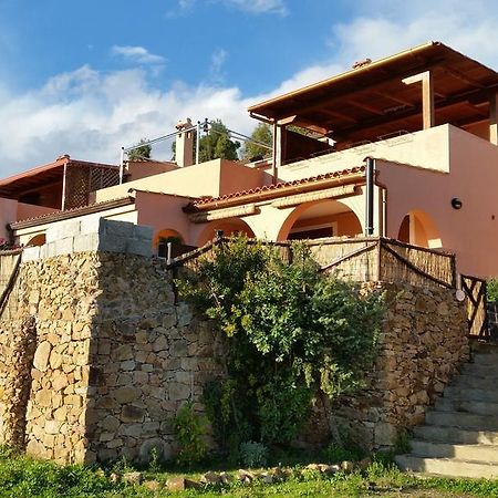 Villa Eden Home Holiday Santa Margherita di Pula Eksteriør bilde