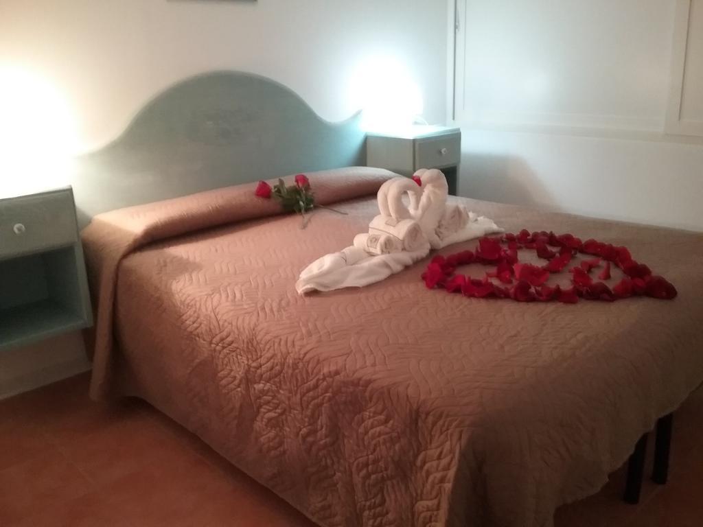 Villa Eden Home Holiday Santa Margherita di Pula Eksteriør bilde
